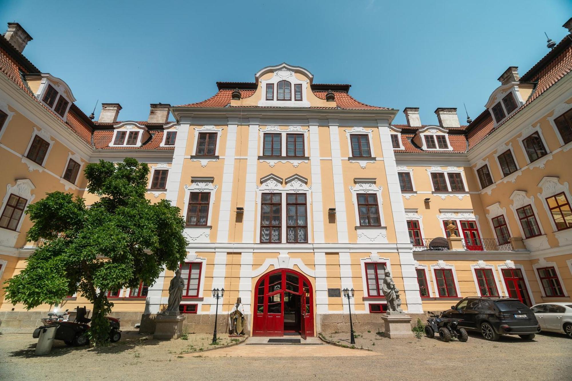 Zamek D'Este Хлум-у-Тршебоне Экстерьер фото